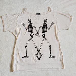 Wet Seal Open Shoulder Skeleton Tee in Sz Md